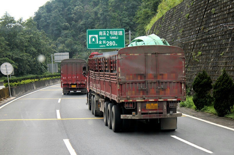 emc易倍科普：小心中招！卡车司机又遇“高薪”套路骗